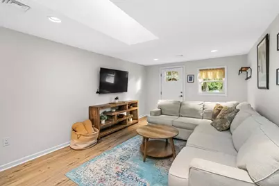 21 Shepard Ave, Pembroke, MA 02359 - Photo 9