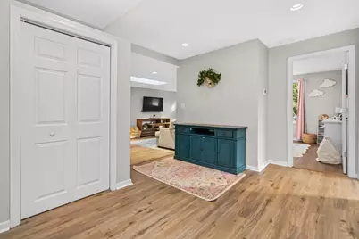 21 Shepard Ave, Pembroke, MA 02359 - Photo 11