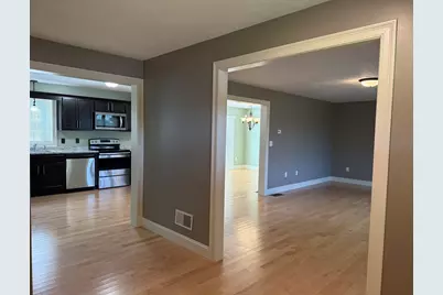 10 Shamrock Lane, Lakeville, MA 02347 - Photo 5