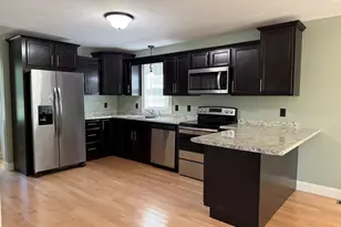 10 Shamrock Ln, Lakeville, MA 02347 - Photo 9
