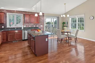 6 Greenhalge St, Worcester, MA 01604 - Photo 3