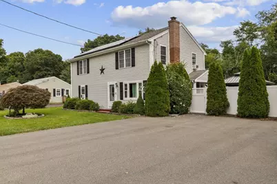1392 Old Pleasant St, Bridgewater, MA 02324 - Photo 3