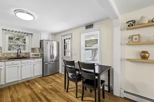 1392 Old Pleasant St, Bridgewater, MA 02324 - Photo 9