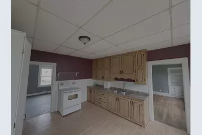 408 School Street, Webster, MA 01570 - Photo 5