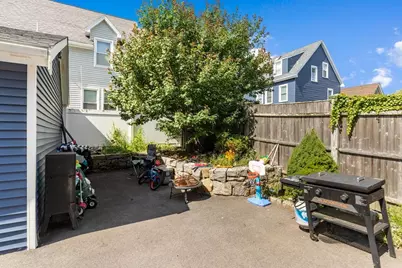 150 Maplewood Avenue, Gloucester, MA 01930 - Photo 27