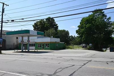 360 Mammoth Rd, Lowell, MA 01854 - Photo 1