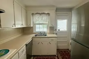 21-23 Pratt St, Melrose, MA 02176 - Photo 17