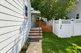 21-23 Pratt St, Melrose, MA 02176 - Photo 27