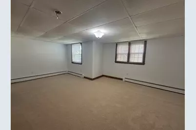 23 White Court #1, Clinton, MA 01510 - Photo 5