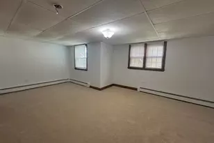 23 White Ct, Clinton, MA 01510 - Photo 5
