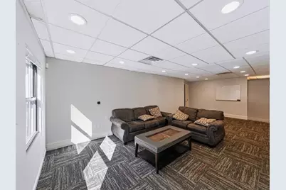 206 Turnpike Rd, Southborough, MA 01772 - Photo 5