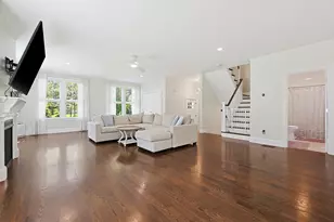 56B Taunton St, Plainville, MA 02762 - Photo 3
