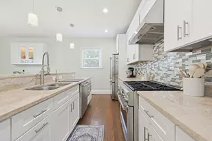 56B Taunton St, Plainville, MA 02762 - Photo 11