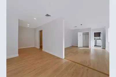 206 Turnpike Rd, Southborough, MA 01772 - Photo 11