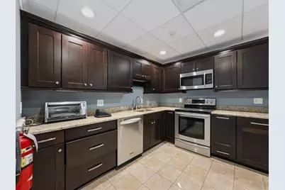 206 Turnpike Rd, Southborough, MA 01772 - Photo 7