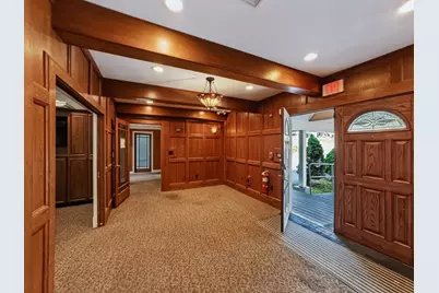 206 Turnpike Rd, Southborough, MA 01772 - Photo 3