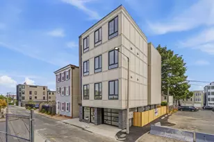374 Athens St, Boston, MA 02127 - Photo 19