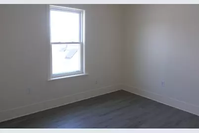 689 Broadway, Chelsea, MA 02150 - Photo 5