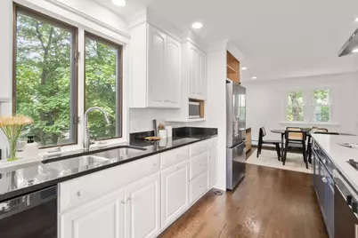 575 Chestnut Street, Newton, MA 02468 - Photo 15