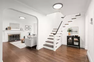 575 Chestnut St, Newton, MA 02468 - Photo 3