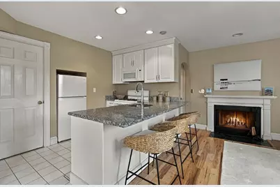 162 High St #B, Newburyport, MA 01950 - Photo 5