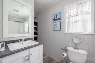 460 Collins, Attleboro, MA 02703 - Photo 13