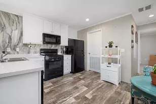 460 Collins, Attleboro, MA 02703 - Photo 9