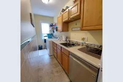 4 Dorset St, Worcester, MA 01602 - Photo 5