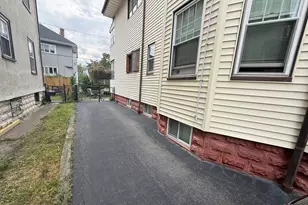 18 Benton Rd, Medford, MA 02155 - Photo 15