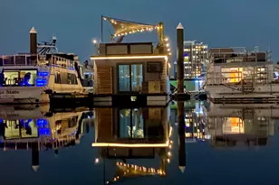 1 Pier 8, Boston, MA 02129 - Photo 41
