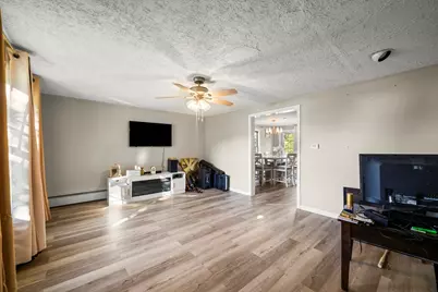57 Ruskin St, Chicopee, MA 01020 - Photo 3
