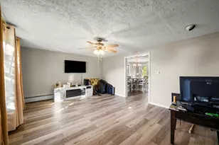 57 Ruskin St, Chicopee, MA 01020 - Photo 3