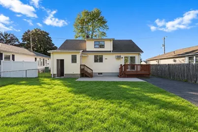 57 Ruskin St, Chicopee, MA 01020 - Photo 25