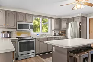 57 Ruskin St, Chicopee, MA 01020 - Photo 15