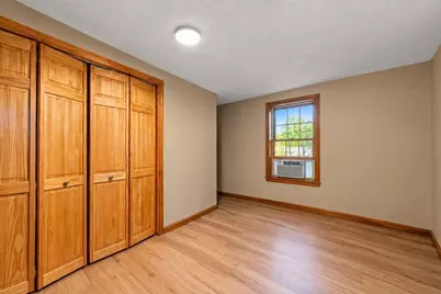 57 Ruskin St, Chicopee, MA 01020 - Photo 11