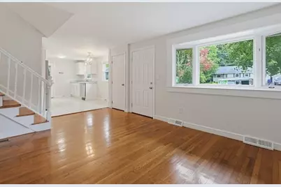 22 Poskus St, Stoughton, MA 02072 - Photo 5