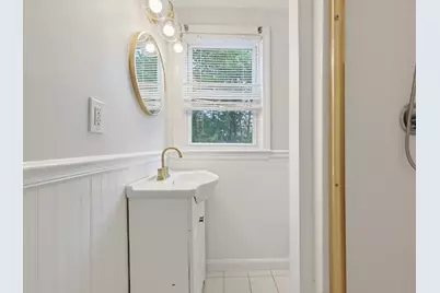 22 Poskus St, Stoughton, MA 02072 - Photo 19