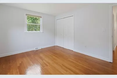 22 Poskus St, Stoughton, MA 02072 - Photo 13