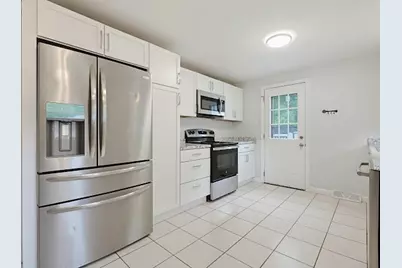 22 Poskus St, Stoughton, MA 02072 - Photo 7
