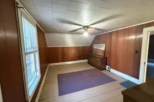 9 Spring St, Montague, MA 01376 - Photo 25