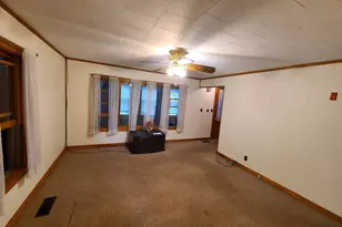 9 Spring St, Montague, MA 01376 - Photo 17