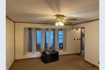 9 Spring St, Montague, MA 01376 - Photo 15