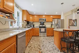 100 Graton St, Millbury, MA 01527 - Photo 9