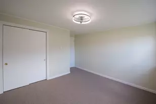 180 Main St, Bridgewater, MA 02324 - Photo 9