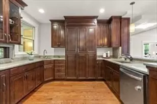 91 University Rd, Brookline, MA 02445 - Photo 5