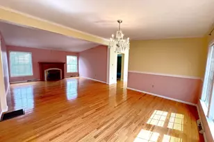 25 Fieldwood Dr, Bridgewater, MA 02324 - Photo 7