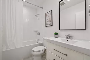18 Chestnut Pl, Brookline, MA 02445 - Photo 9