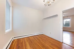 11 Revere St, Boston, MA 02114 - Photo 17