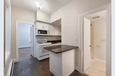 11 Revere St #1, Boston, MA 02114 - Photo 5
