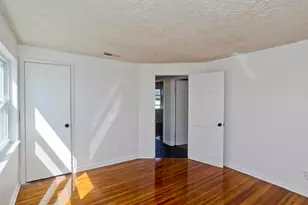 23 Jenness St, Springfield, MA 01104 - Photo 13
